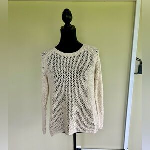Tommy Bahama white cream knit sweater. Size medium